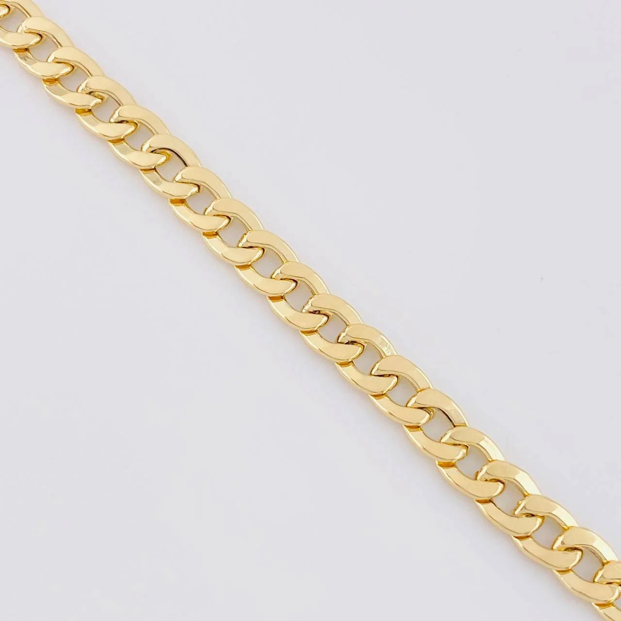 Pulso Cubano 4.95g / 21cm / 6.7mm Oro Amarillo 18K