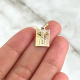 Dije Placa Cristo 0.9gr / 2cm / Oro 18K