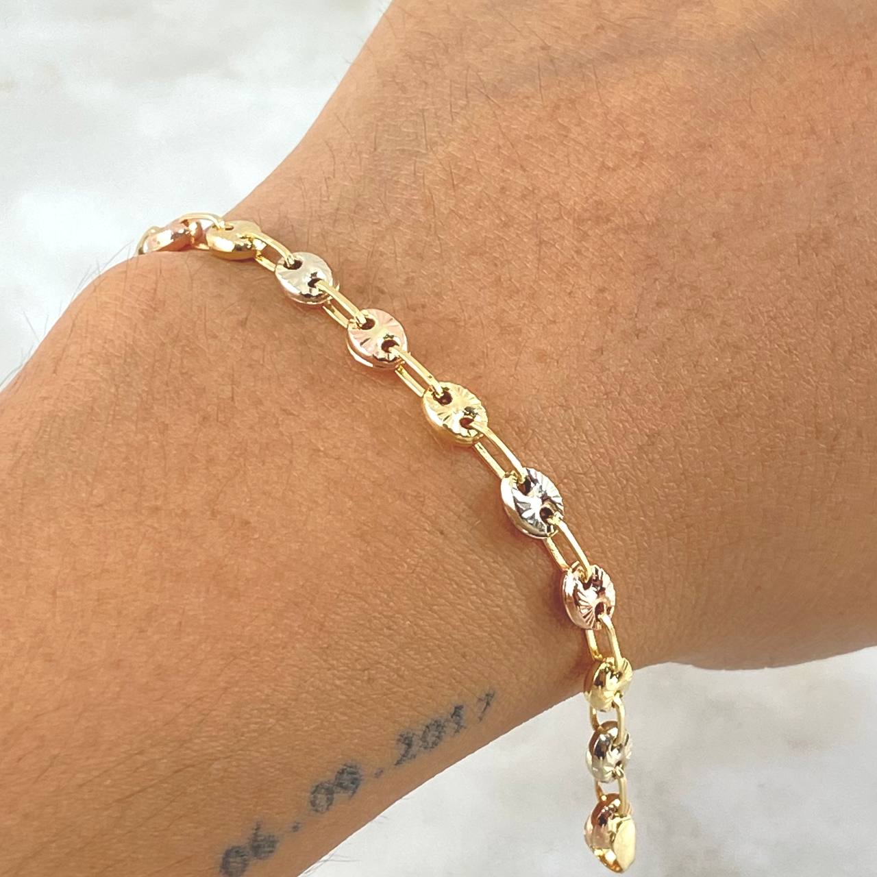 Pulso GC 5gr / 20.5cm / 4.5mm Diamantado Tres Oros 18K