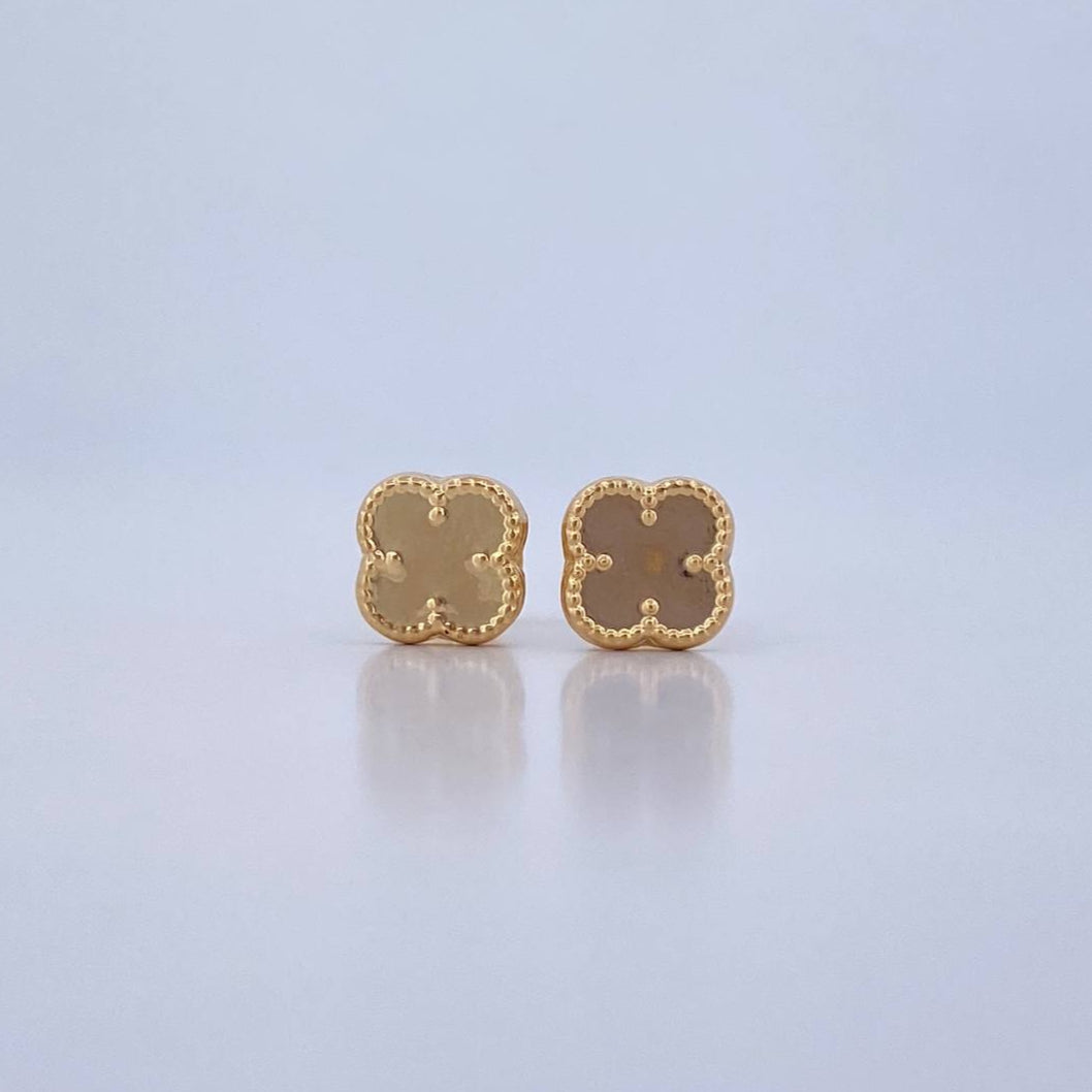 Topos Trebol 0.65gr / 7mm Lisos Oro Amarillo 18K $