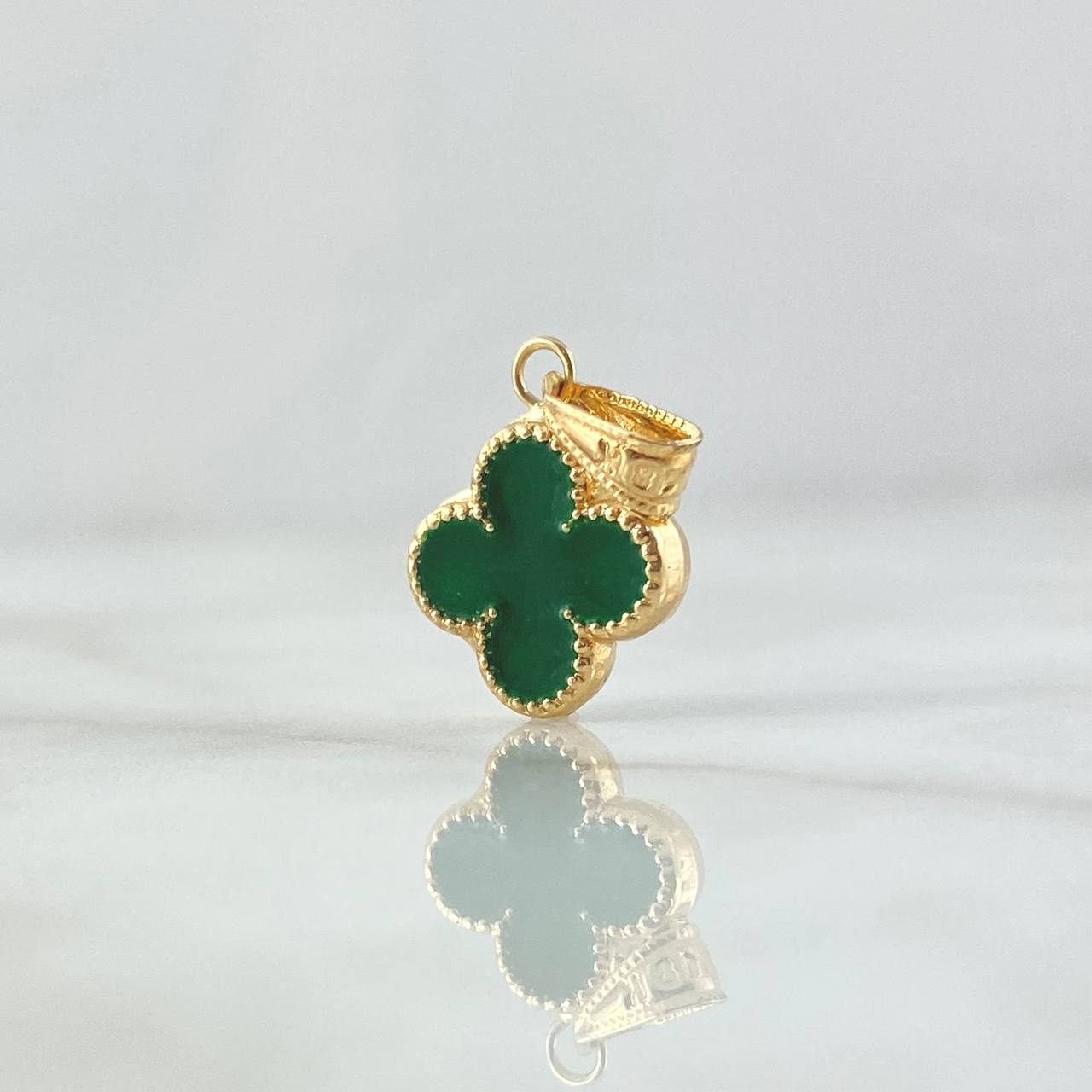 Dije Trébol VCyA 0.9gr / 2cm /  Resina Verde Borde Punteado Oro Amarillo Nac.Esp. 18K
