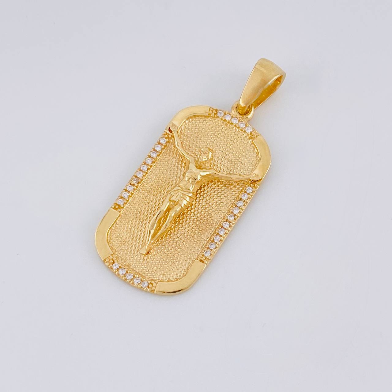 Dije Placa Cristo 6.25g / 4cm Oro Amarillo 18K