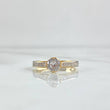 Anillo Solitario Carril Doble Linea 2.55gr / T6 3/4 / Circones Blancos Dos Oros Amarillo Blanco 18K