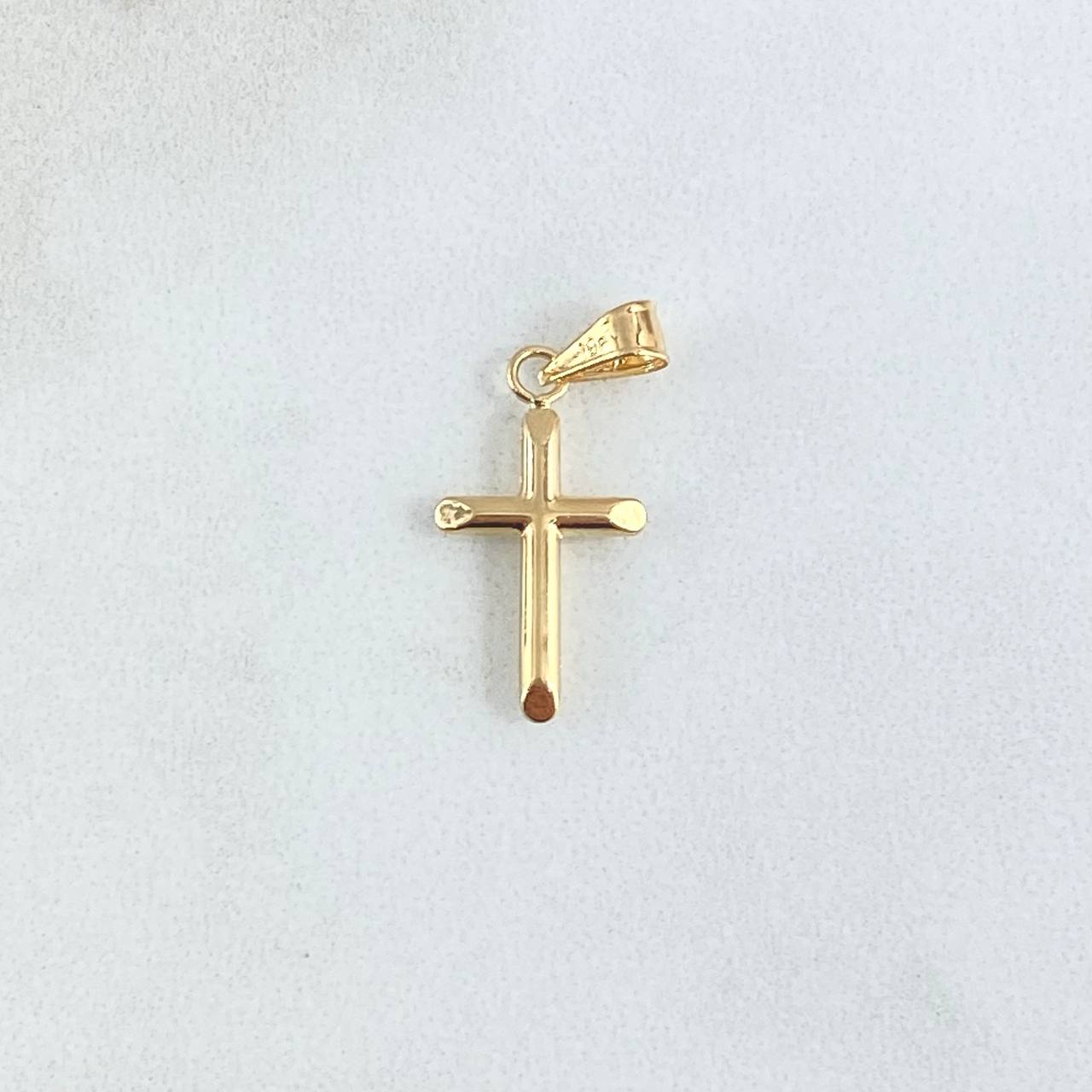 Dije Cruz Baston 0.4gr / 2.3cm / Puntas Planas Oro Amarillo 18K ©