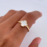 Anillo Trebol 1.9gr / T6 1/2 / Nacar Blanco Oro Amarillo 18K &