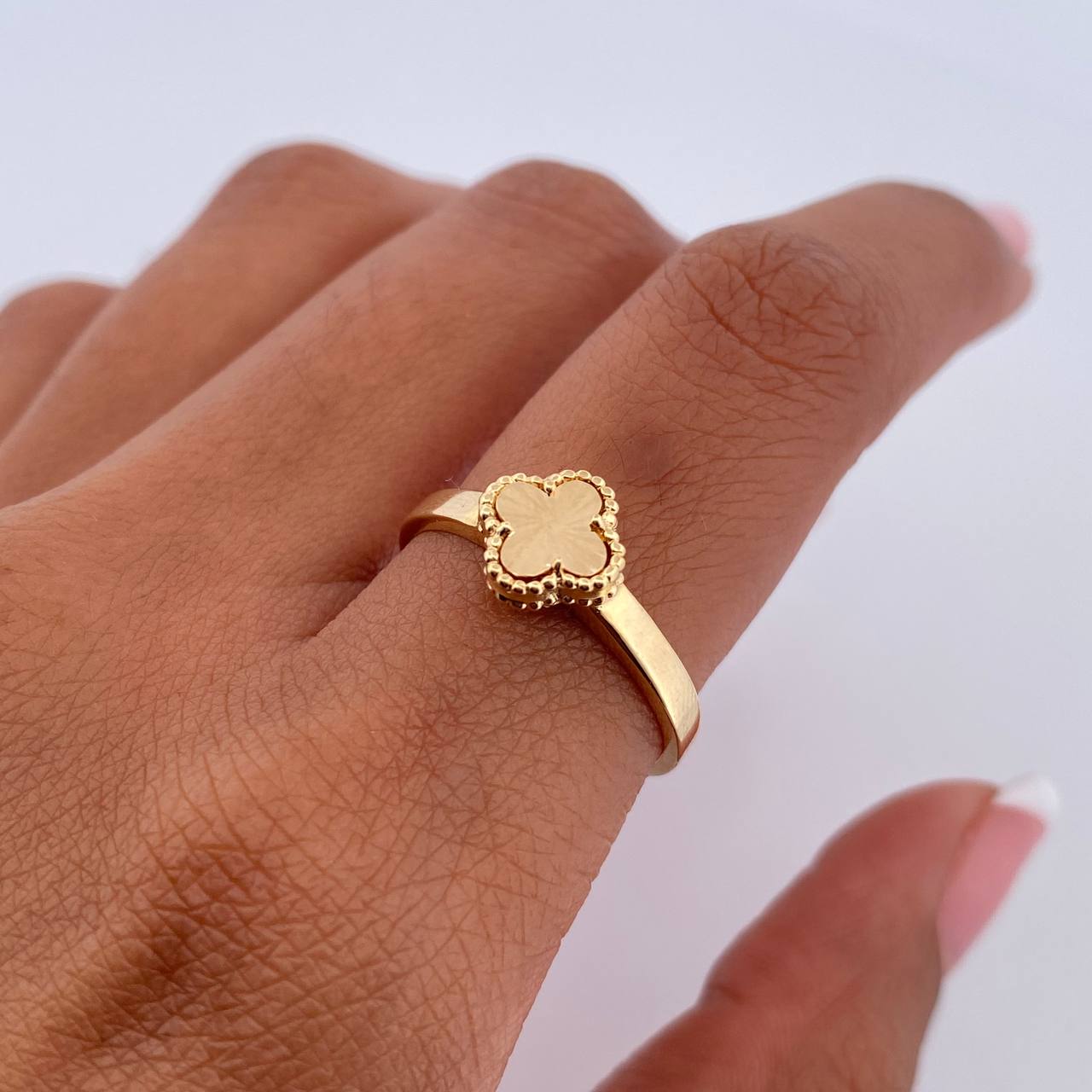 Anillo Trebol 2.5gr / T6 / Diamantado Oro Amarillo 18K &