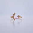 Anillo Abrazo Estrella Y Luna 1.4gr / T7 1/4 / Circones Blancos Oro Amarillo 18K &