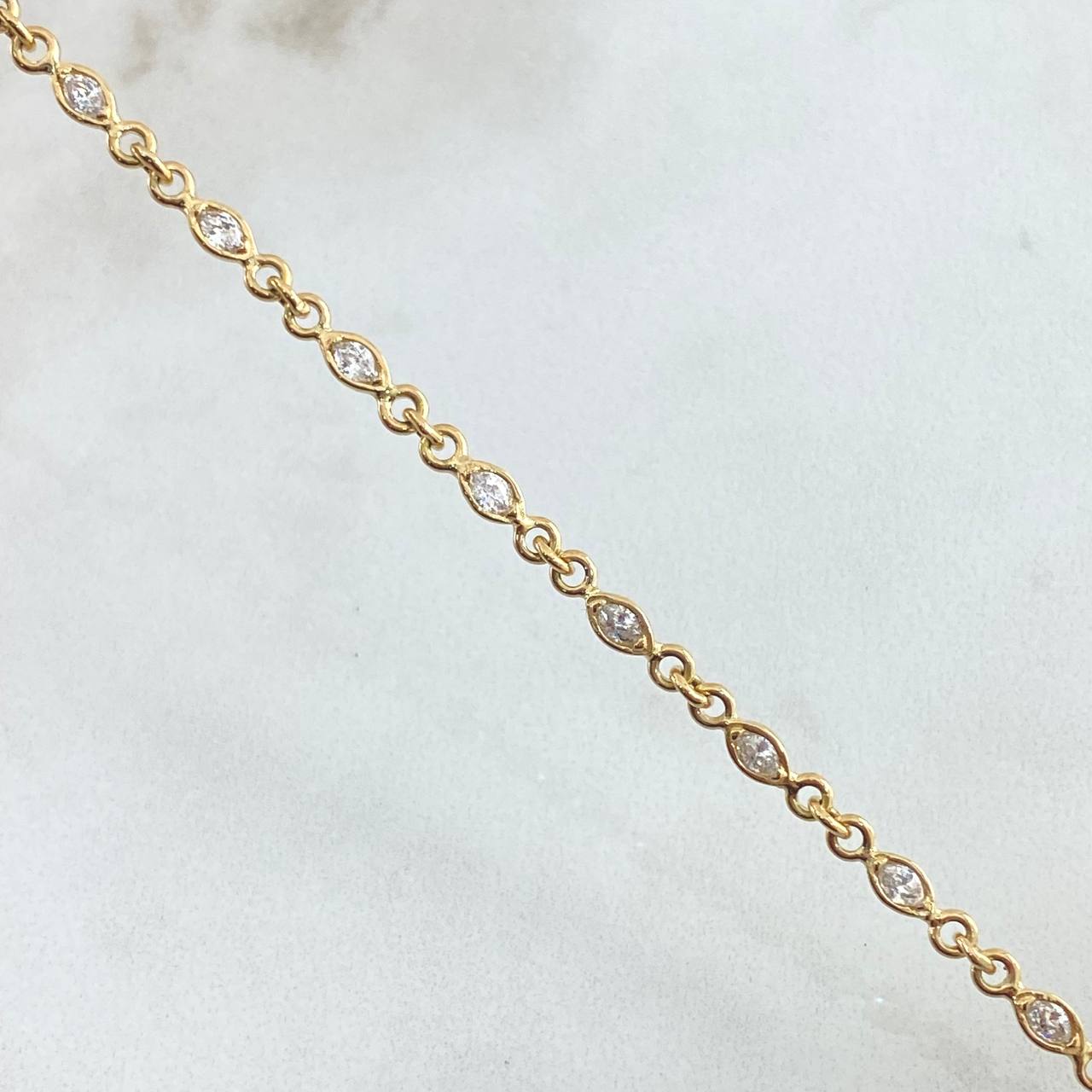 Pulso Roll-On Escamas 4.9gr / 18cm Circones Blancos Oro Amarillo 18K