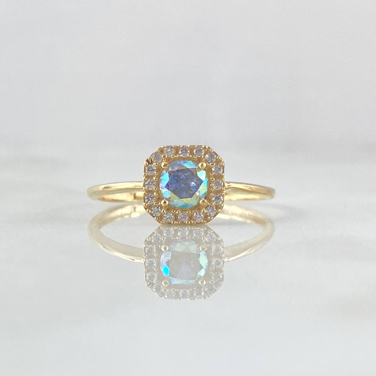 Anillo Solitario Halo Cuadrado 1.65gr / T6 1/4 / Circones Blancos Tornasol Oro Amarillo 18K