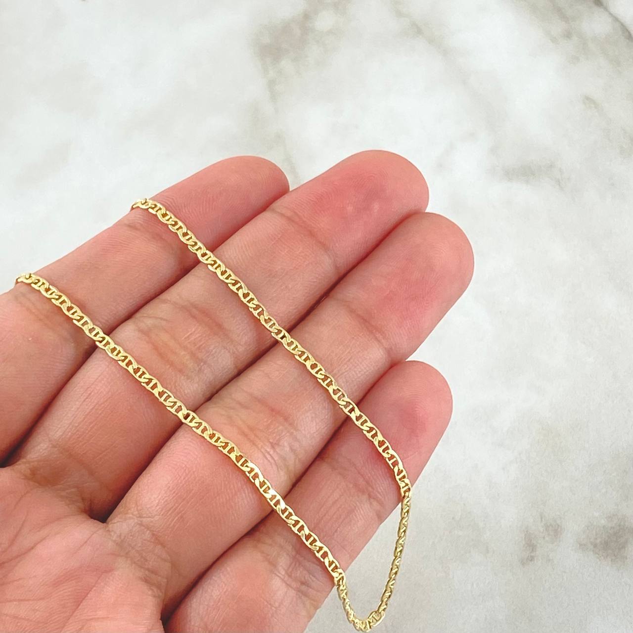 Cadena Plana 2.7gr / 50cm / 2mm Oro Amarillo +3 18K