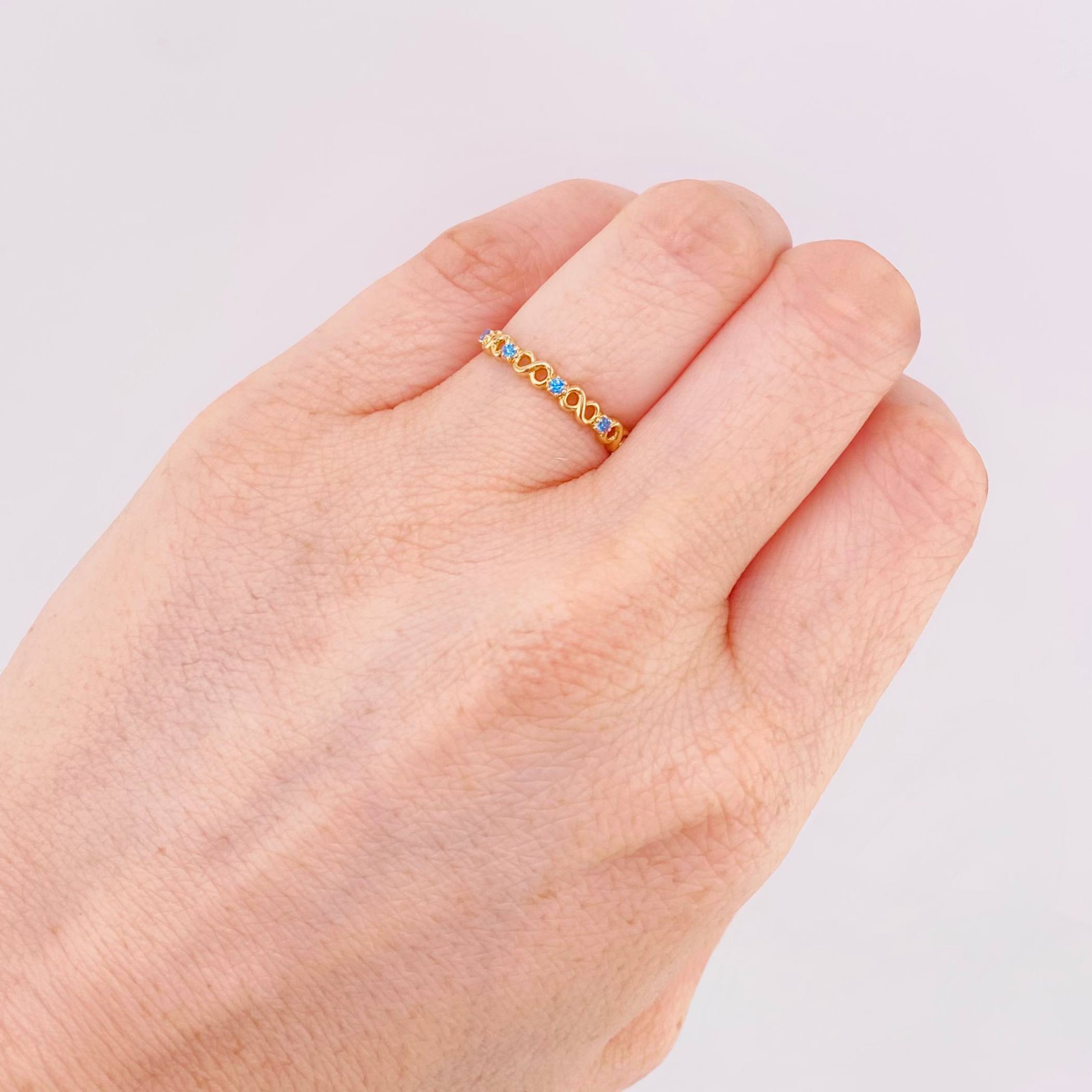 Anillo Infinitos 1.1gr / T5 3/4 / Oro Amarillo 18K ©