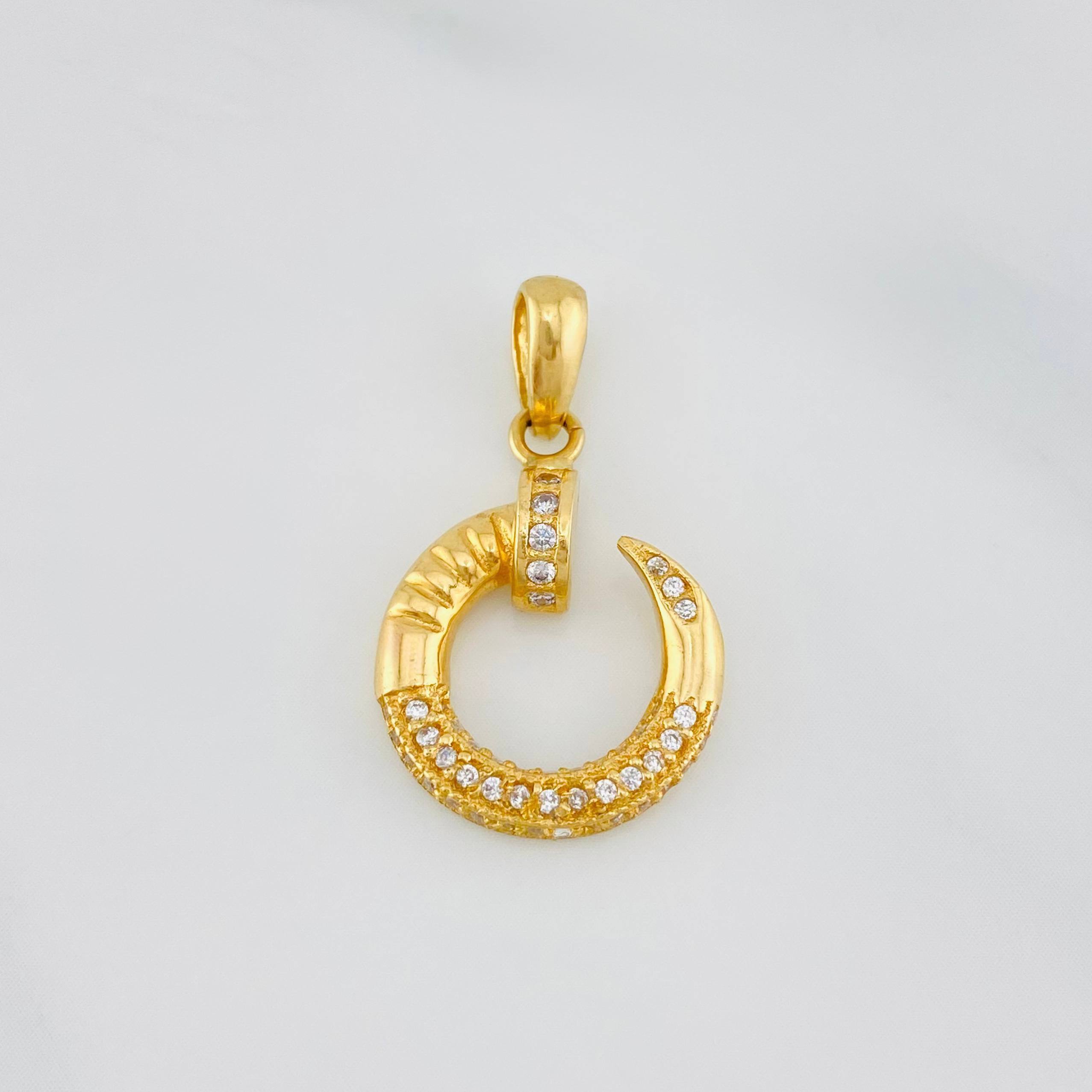 Dije Clavo 2.8 g / 2.6 cm Oro Amarillo 18K