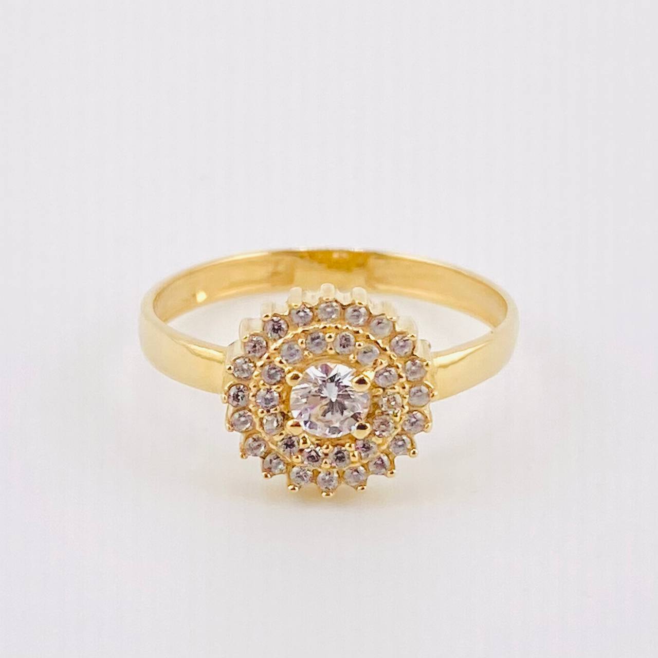 Anillo Flor Tupida 2.5gr / T6 1/4 / Oro Amarillo 18K