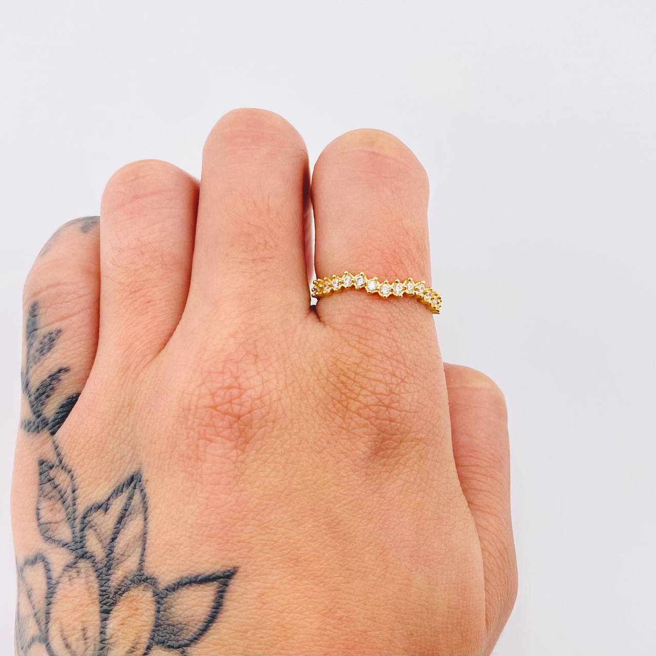 Anillo Ola Curva Tupida 1.3gr / T6 1/2 / Oro Amarillo 18K