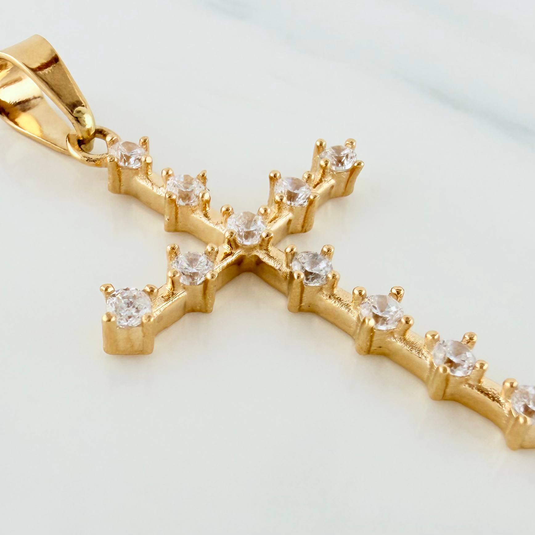 Dije Cruz 2.35 g / 4 cm Oro Amarillo 18K