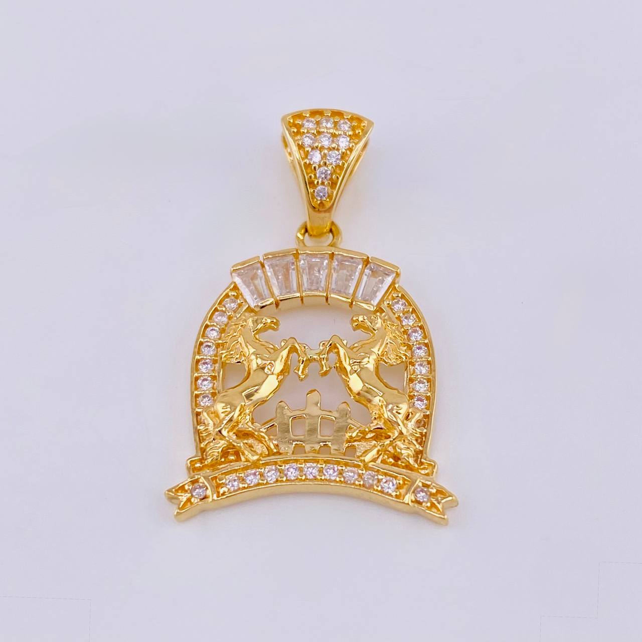 Dije Herradura Caballos 3.25 g / 2.8 cm Oro Amarillo 18K