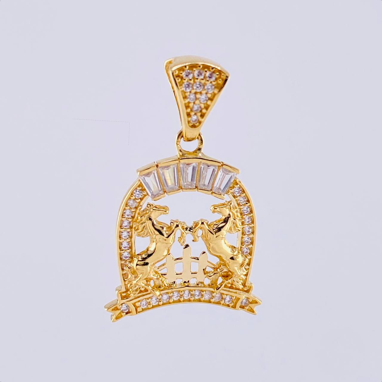 Dije Herradura Caballos 3.25 g / 2.8 cm Oro Amarillo 18K