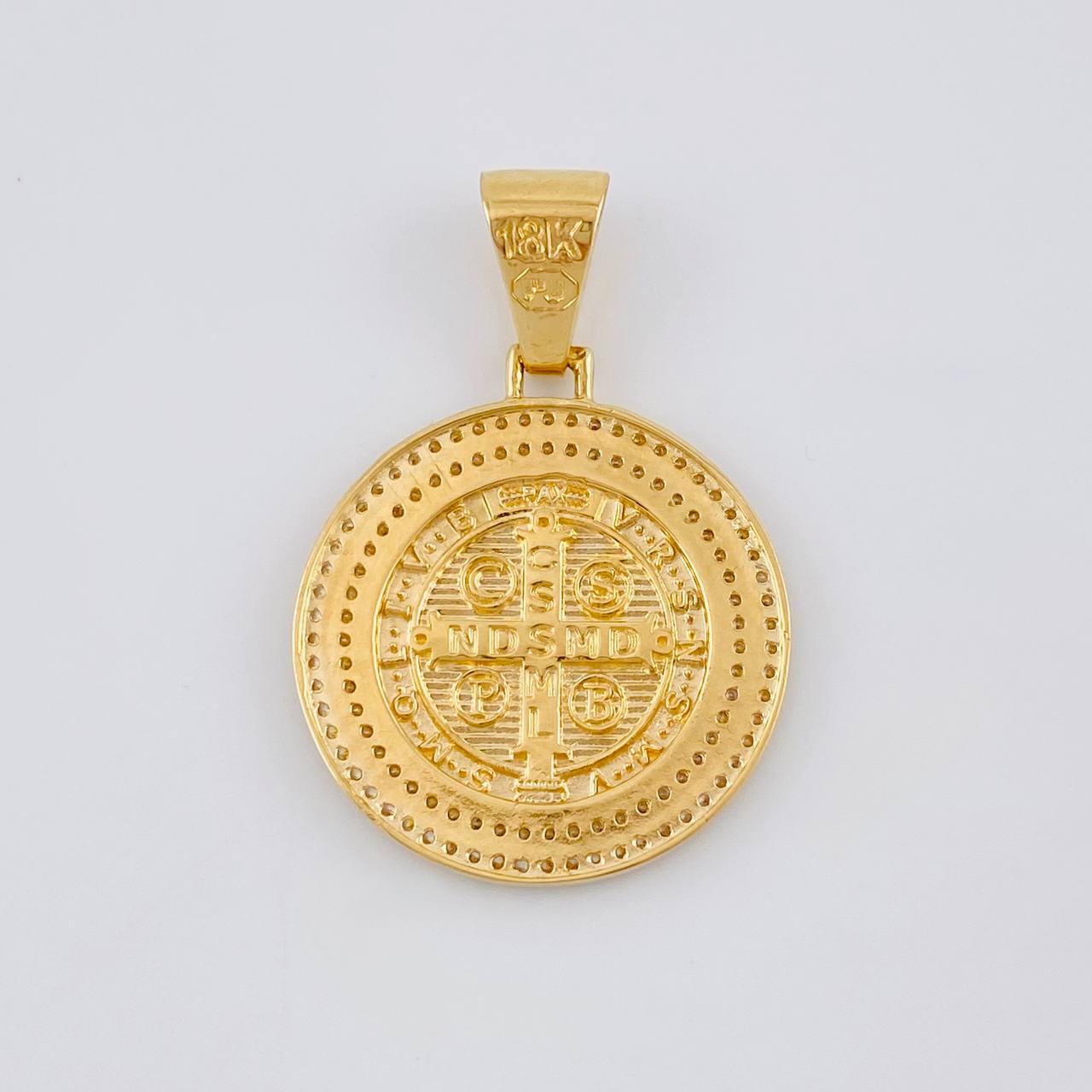 Dije Medalla San Benito 6.85 g / 3.6 cm Oro Amarillo 18K