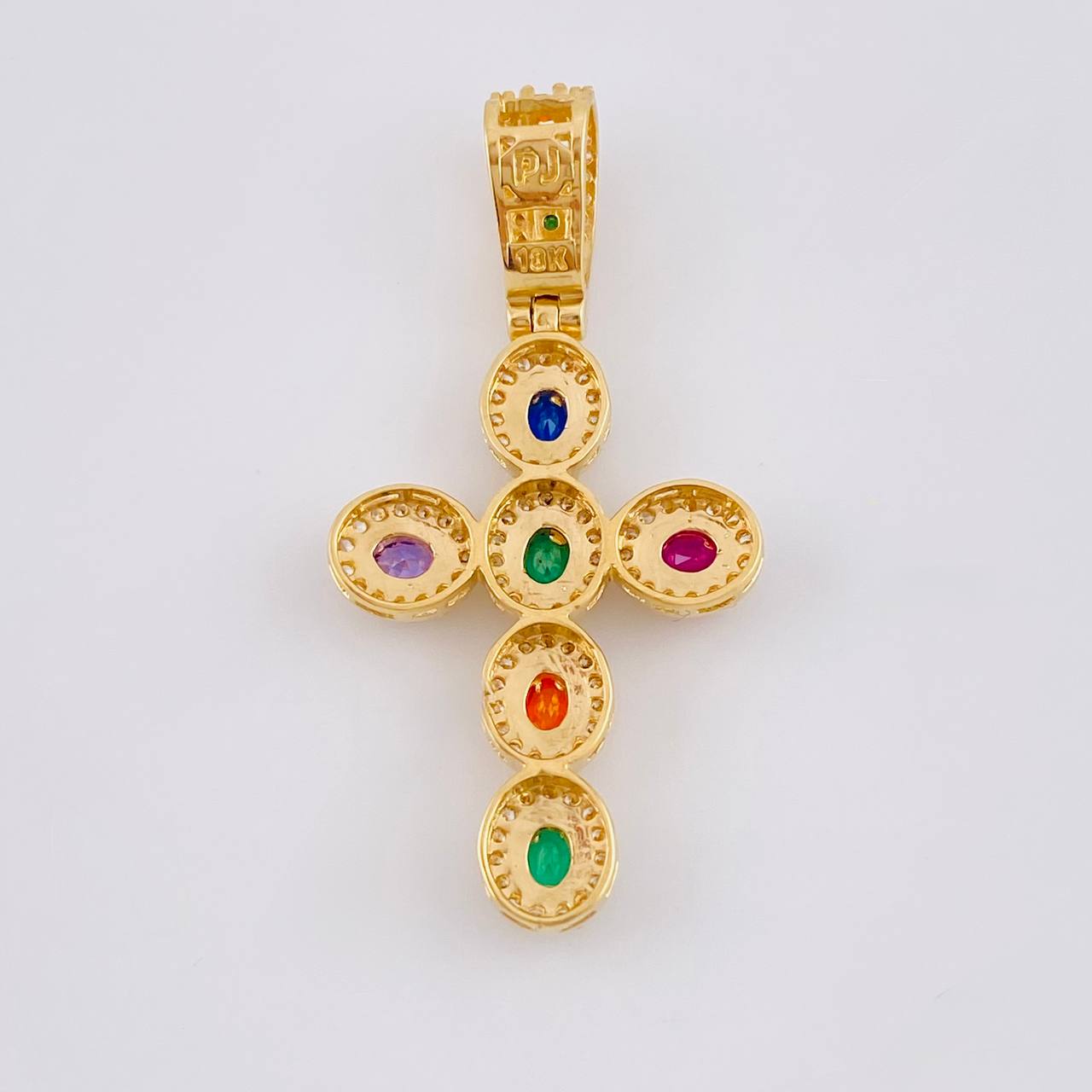Dije Cruz Tupida 5.9 g / 4.3 cm Oro Amarillo 18K