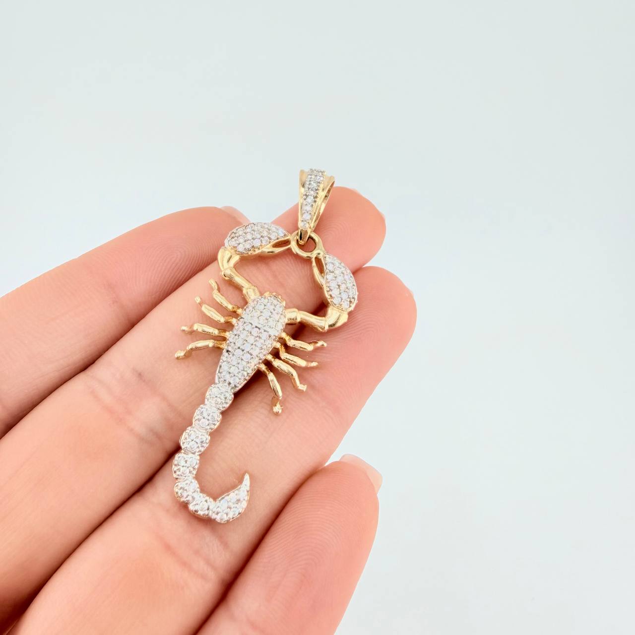 Dije Escorpion 6.25 g / 4.7 cm Oro Amarillo 18K