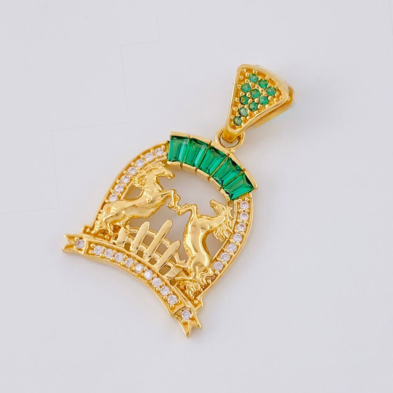 Dije Herradura Caballos 3.1 g / 2.8 cm Oro Amarillo 18K
