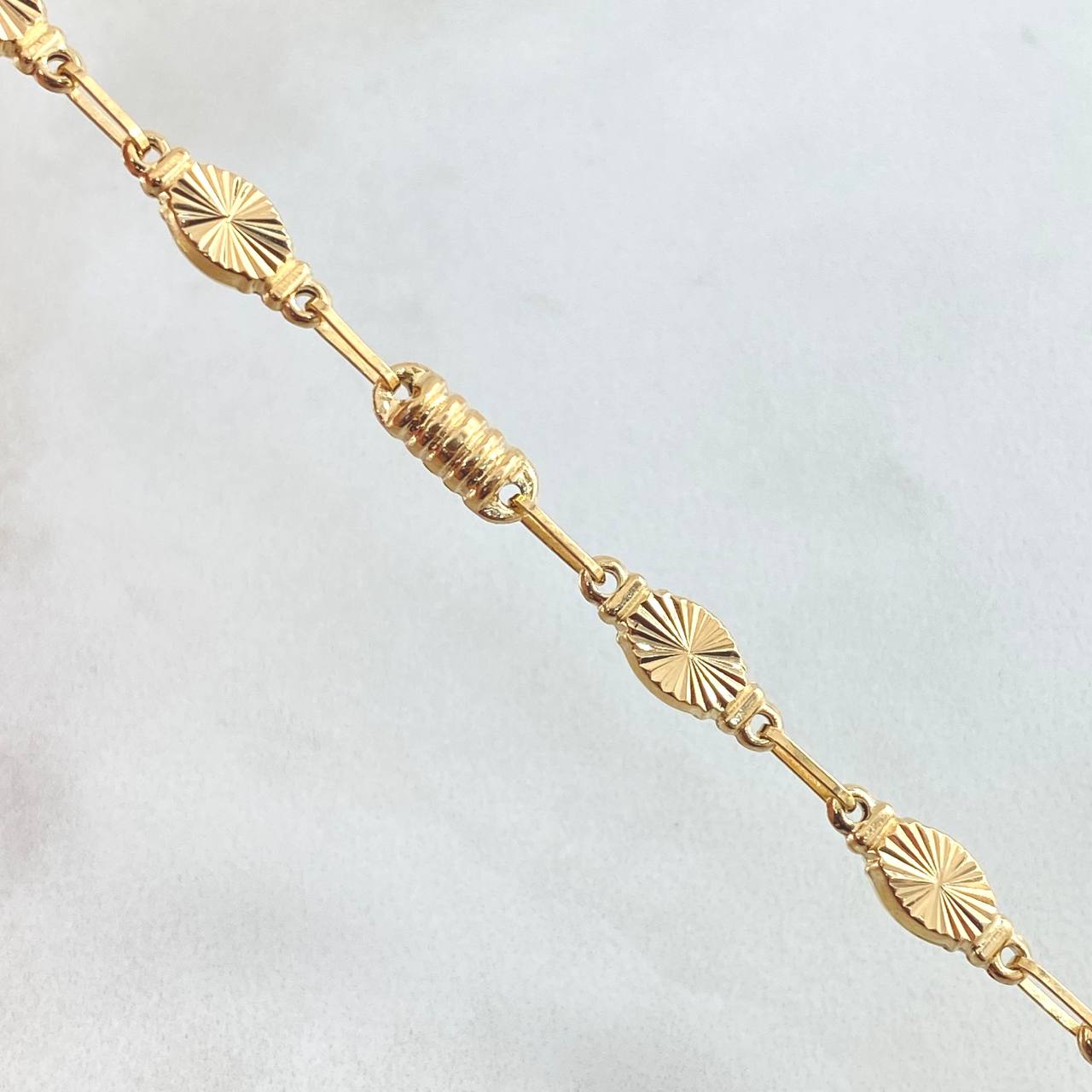 Pulso Rustico Petalo 4.5gr / 20cm / Oro Amarillo 18K