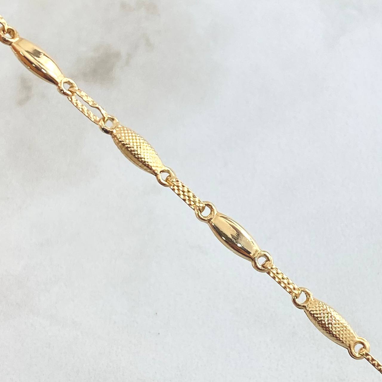 Pulso Oval Ojiva 3.4gr / 20.5cm / Oro Amarillo 18K