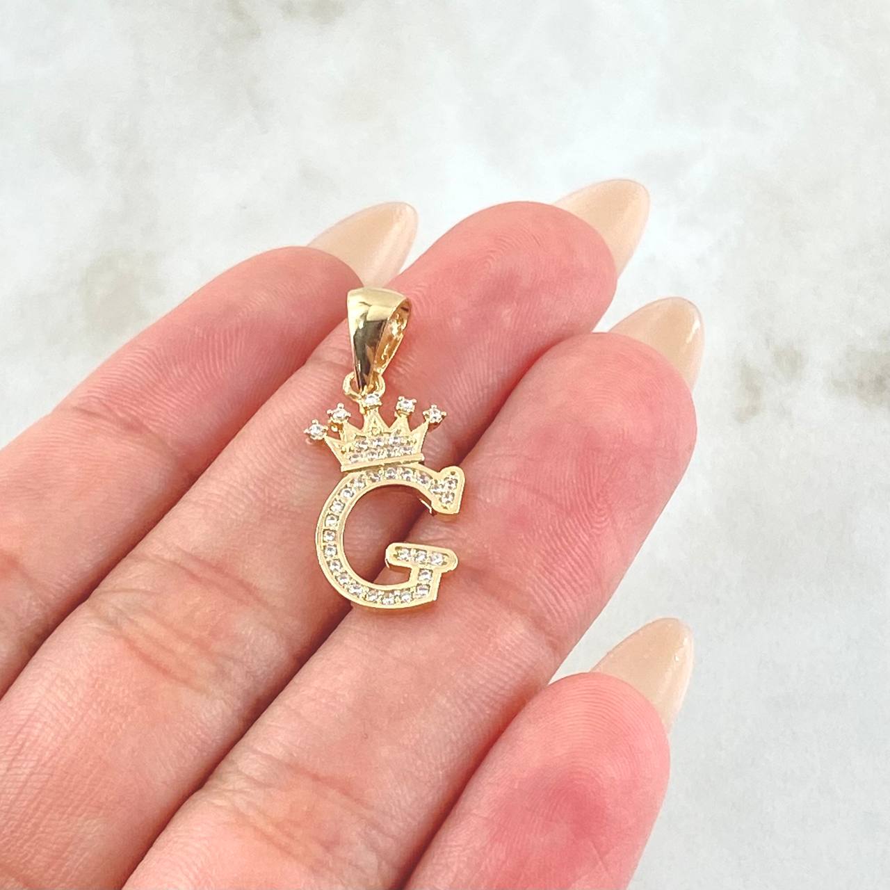 Dije Corona Letra G 1.7gr / 2.5cm / Oro Amarillo 18K
