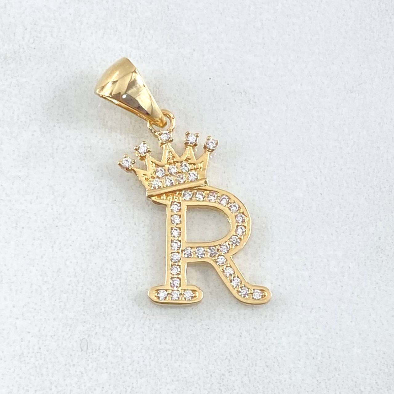 Dije Corona Letra R 1.8gr / 2.5cm / Oro Amarillo 18K