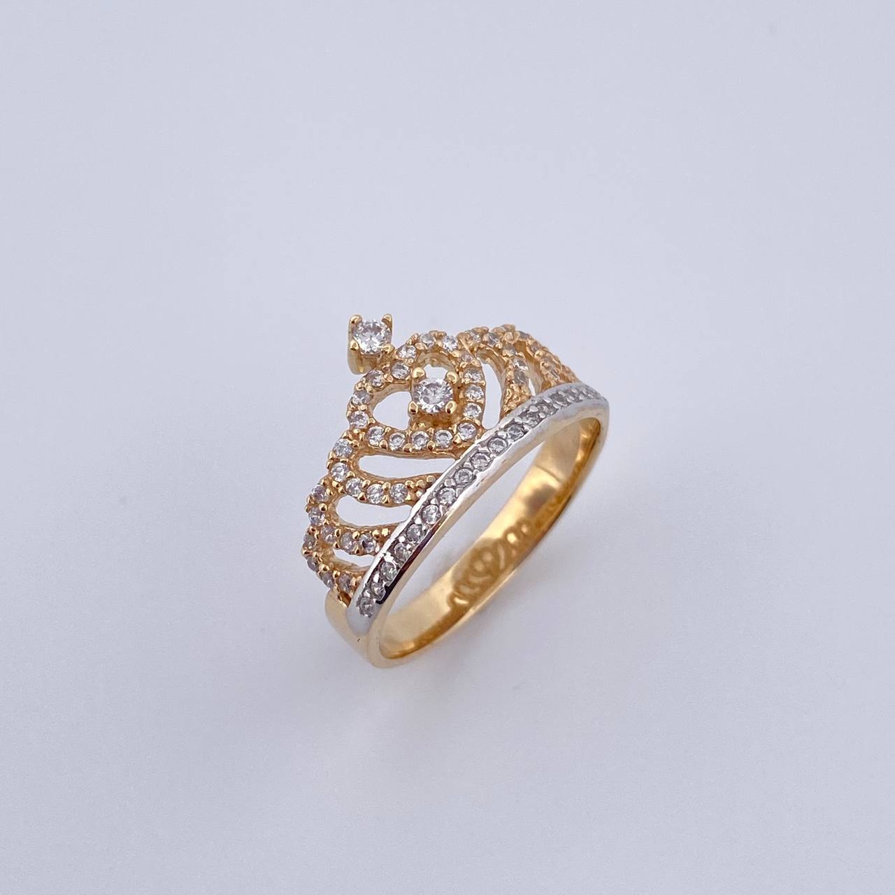 Anillo Corona Corazon 3.55gr / T6 3/4 / Circones Blancos Dos Oros Amarillo Blanco 18K $