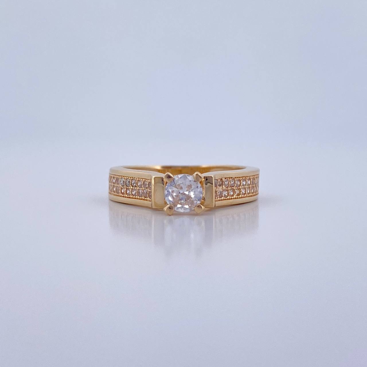 Anillo Solitario Doble Linea Incrustada 4.15gr / T6 1/4 / Circones Blancos Oro Amarillo 18K $