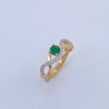 Anillo Solitario Curvas 2.5gr / T6 1/4 / Circones Verde Blancos Dos Oros Amarillo Blanco 18K $