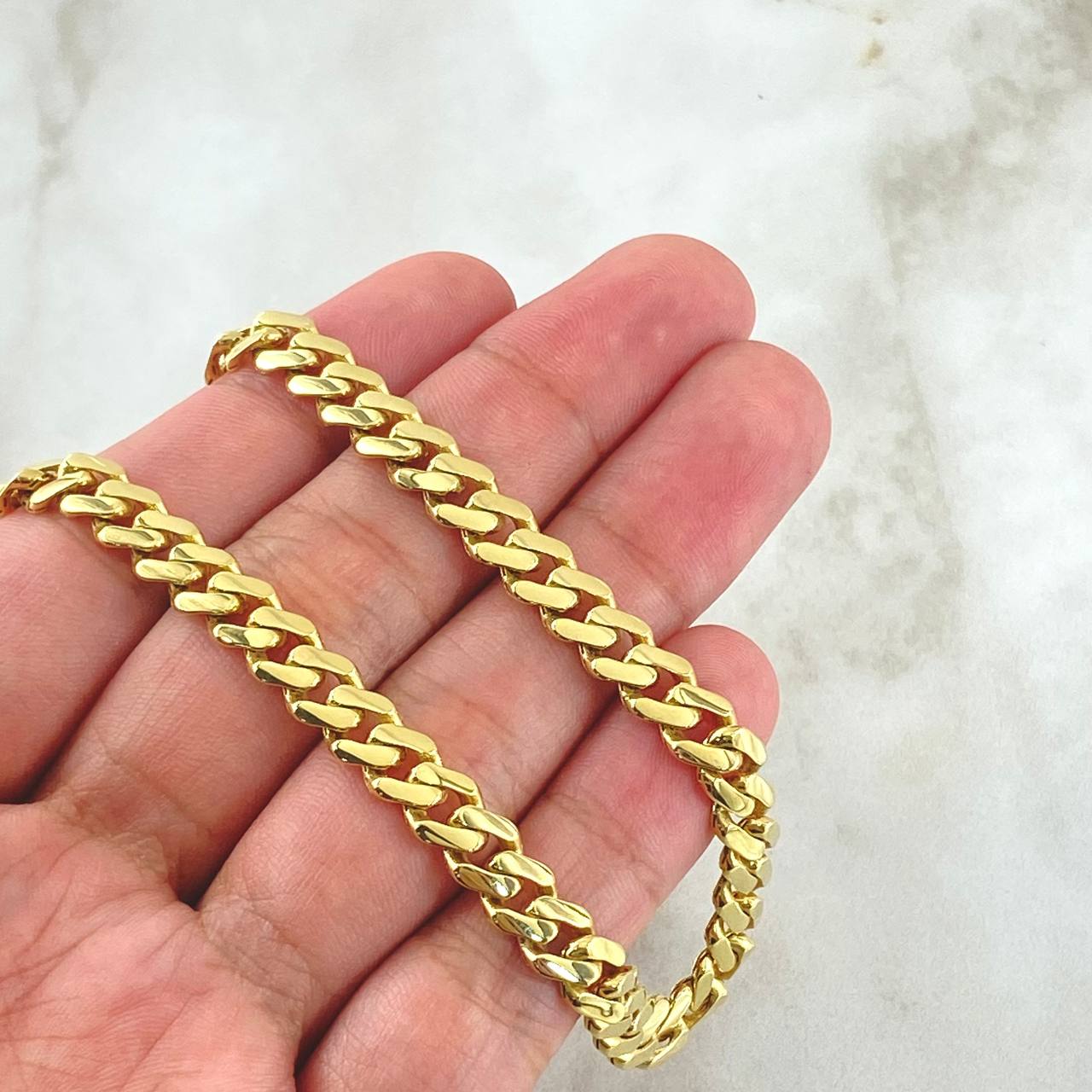 Cadena Cubana Infinito 24.95gr / 60cm / 6.3mm Circones Blancos Broche Cajón Oro Amarillo +4 18K *