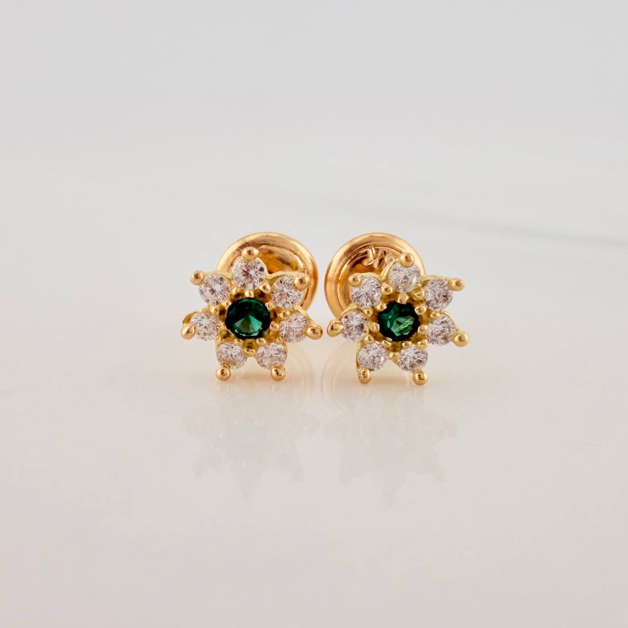 Topos Flor Petalos 0.9gr / 6mm Oro Amarillo 18K &