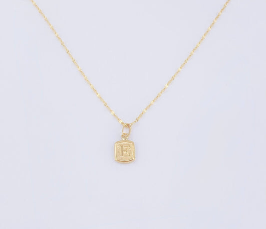 Set Cadena y Dije Flor Espejo + Letra E 1.4gr / 45cm / 1.3mm Oro Amarillo 18K (Oferta) *