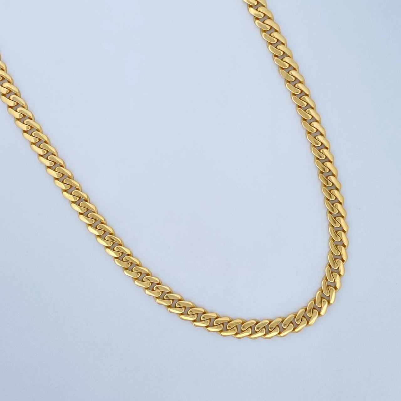 Cadena Cubana Infinito 19.15gr / 61cm / Oro Amarillo +4 18K $