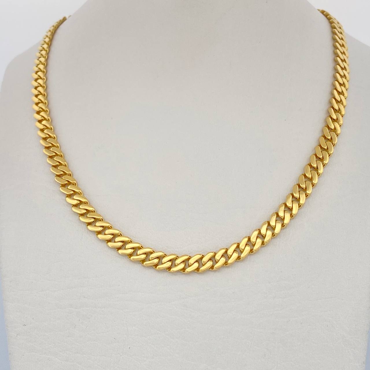 Cadena Cubana Infinito 19.15gr / 61cm / Oro Amarillo +4 18K $
