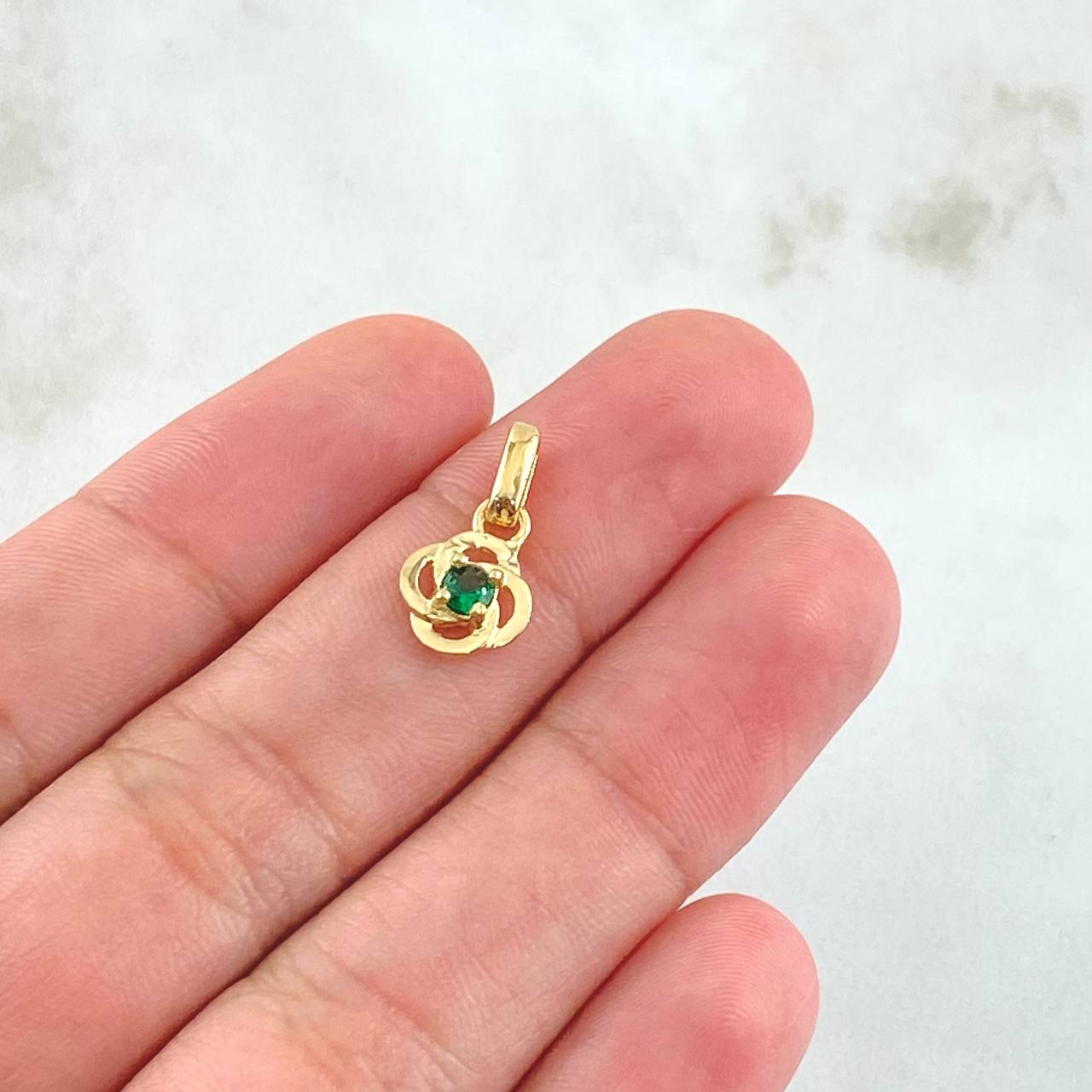 Dije Flor Hélice 0.95gr / 1.4cm / Circon Verde Oro Amarillo 18K ©