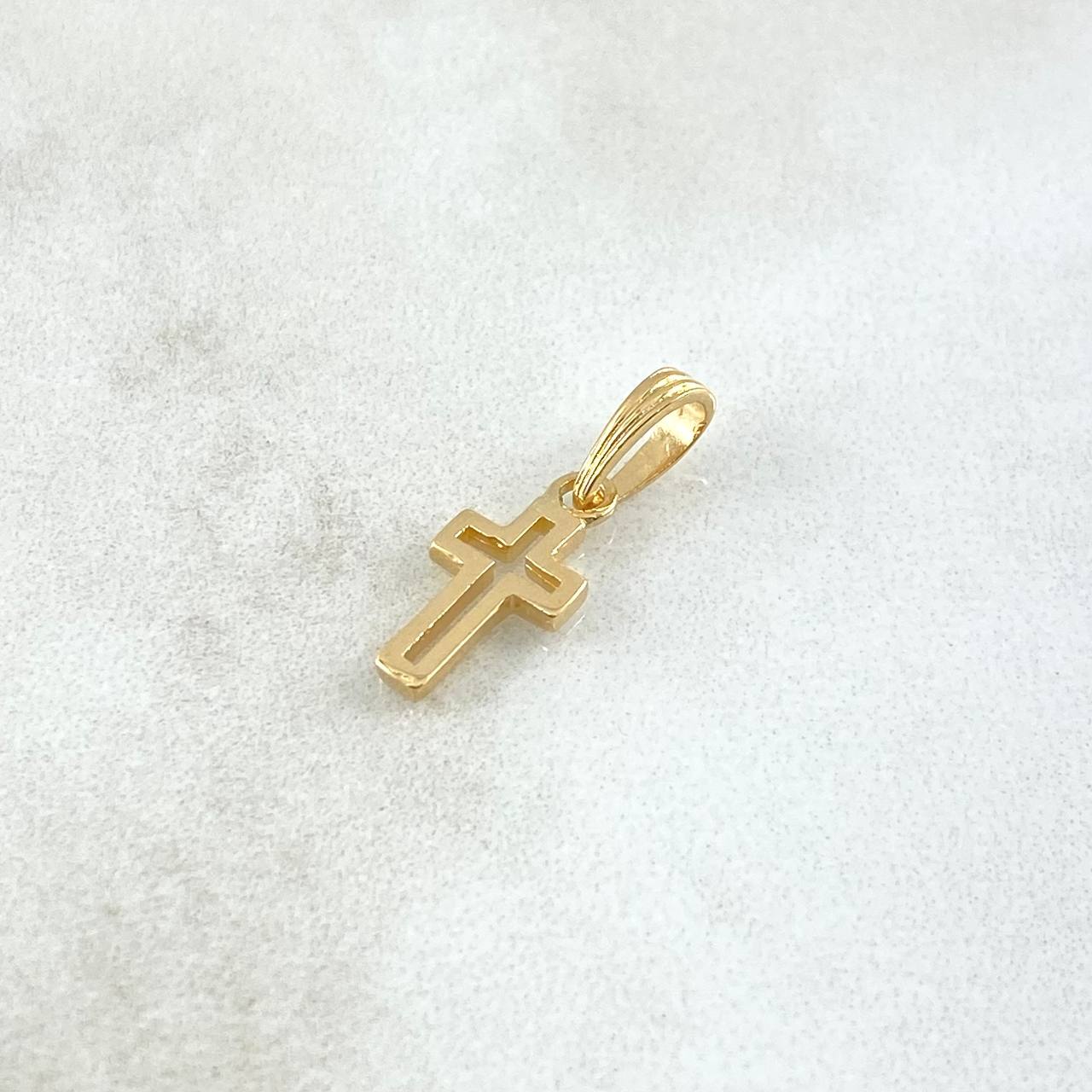 Dije Cruz Silueta 1.4gr / 2.6cm / Lisa Oro Amarillo 18K *