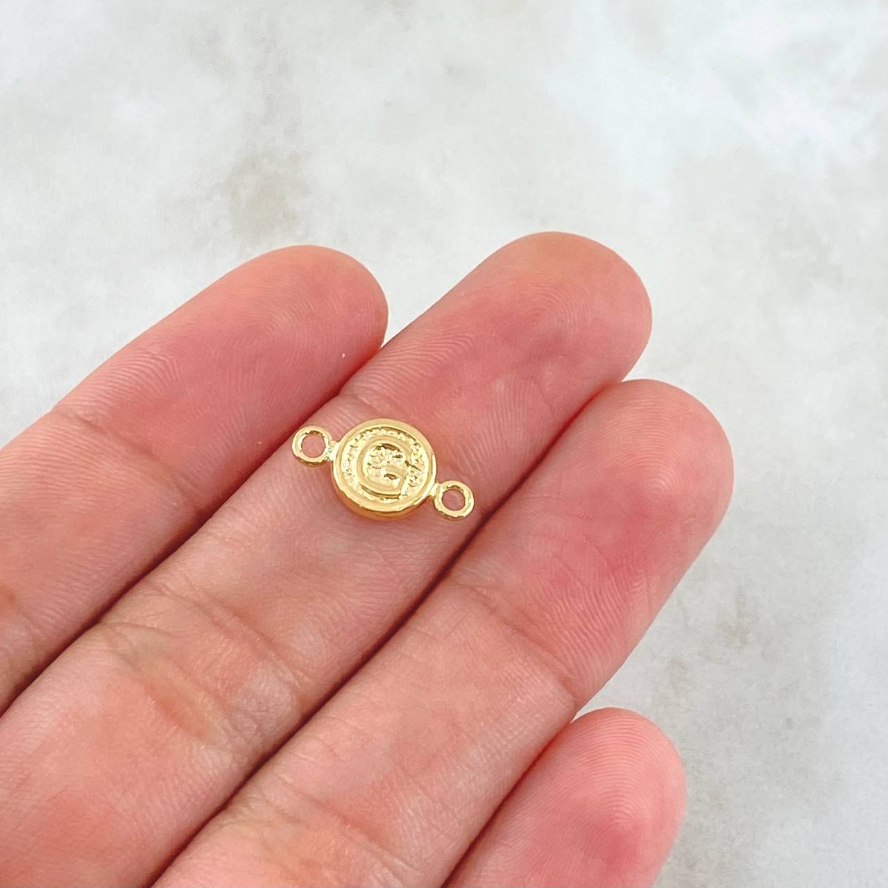Herraje Letra G 0.4gr / 1.5cm / Circulo Liso Oro Amarillo 18K