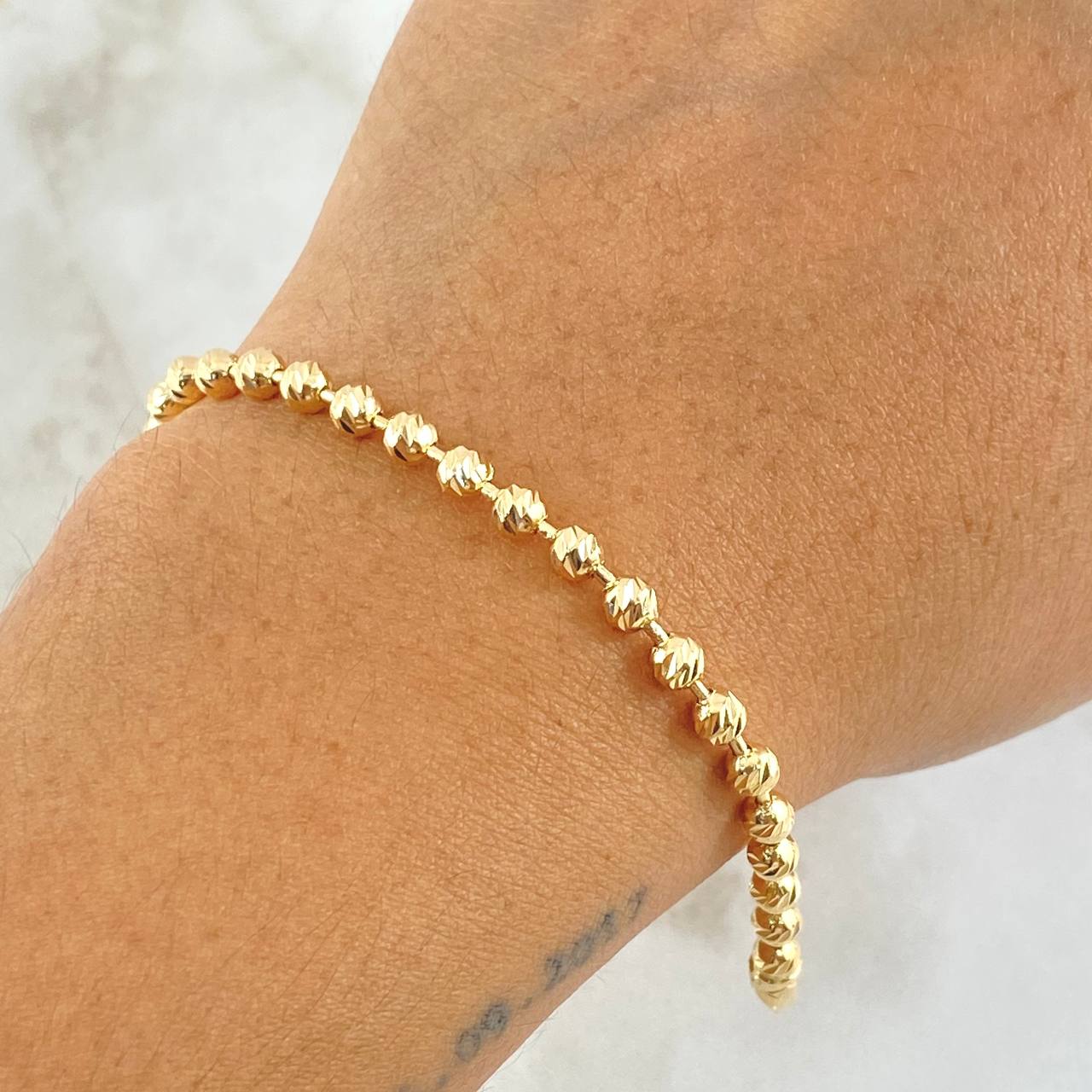 Pulso Militar 7.75gr / 19cm / 3.7mm Bolas Diamantadas Luna Oro Amarillo 18K ©