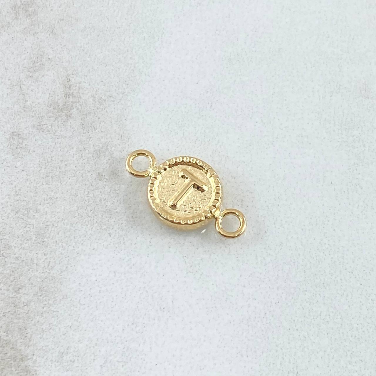 Herraje Letra T Mate Texturizado 0.45gr / 1.5cm / 8mm Circulo Bordeado Oro Amarillo 18K ©