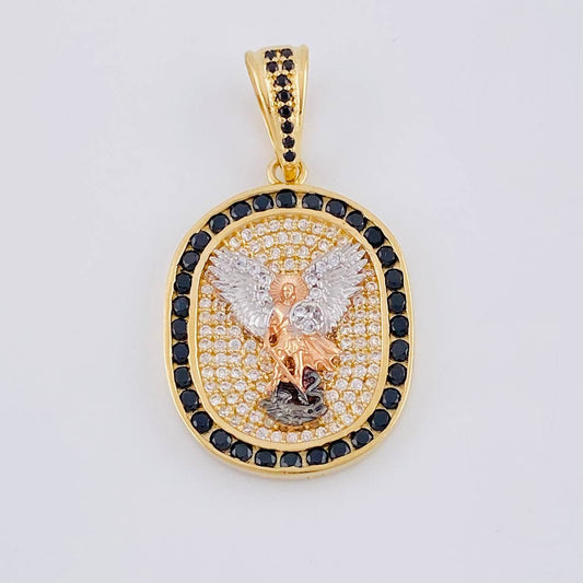 Dije Placa San Miguel Arcangel 6.9 g / 3.5 cm Tres Oros 18K