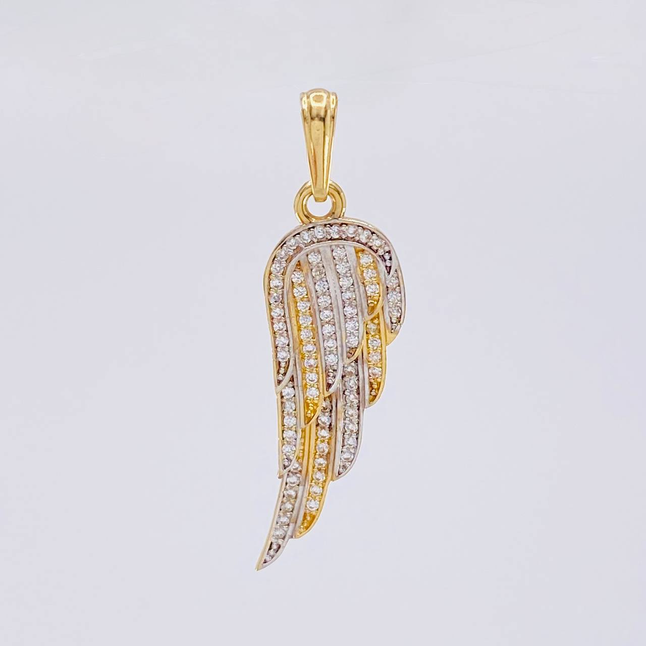 Dije Ala 2.95 g / 4 cm Dos Oros Amarillo Blanco 18K