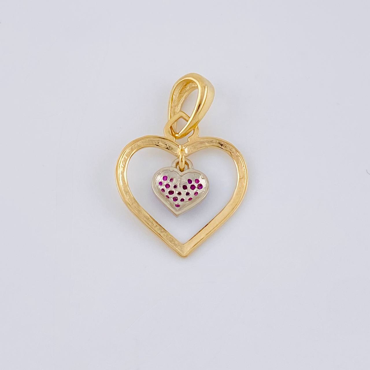 Dije Doble Corazón Colgante 1.9 g / 2.7 cm Dos Oros Amarillo Blanco 18K