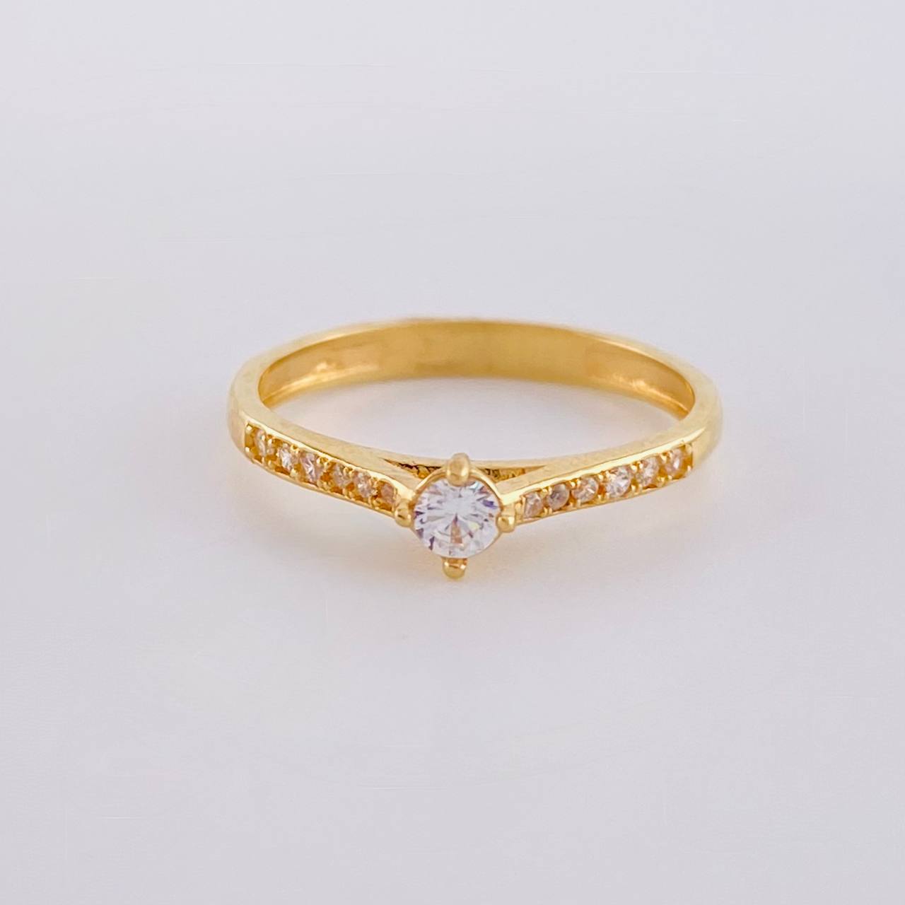 Anillo Solitario Cuatro Garras 2 g / T6 1/4 Oro Amarillo 18K