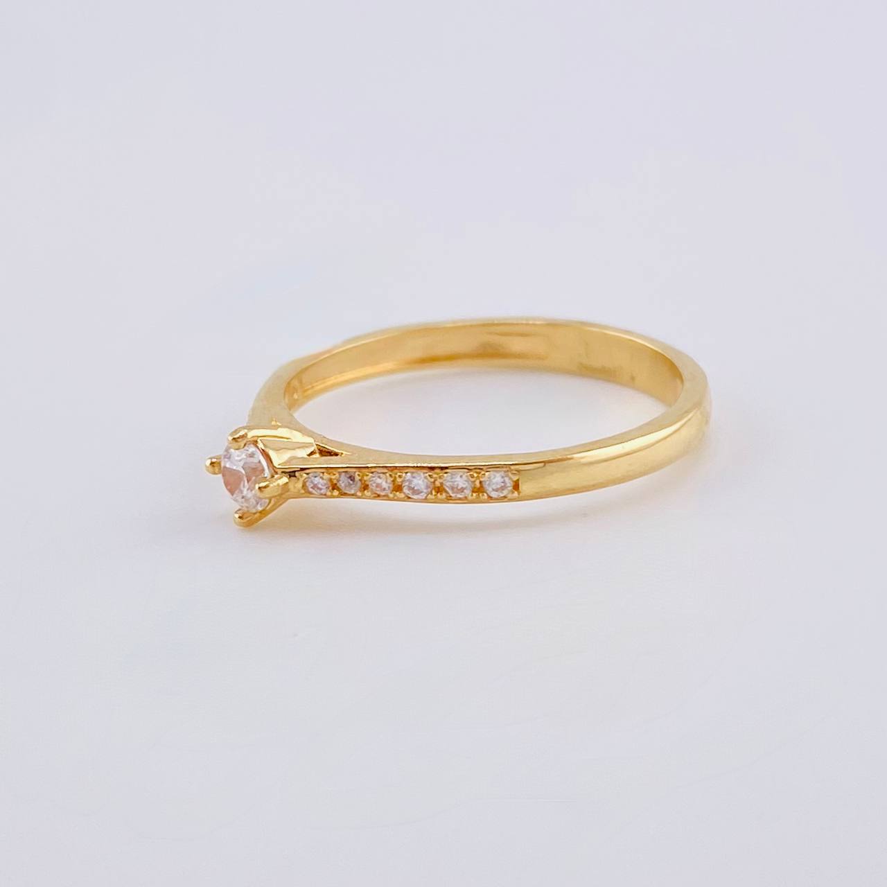 Anillo Solitario Cuatro Garras 2 g / T6 1/4 Oro Amarillo 18K