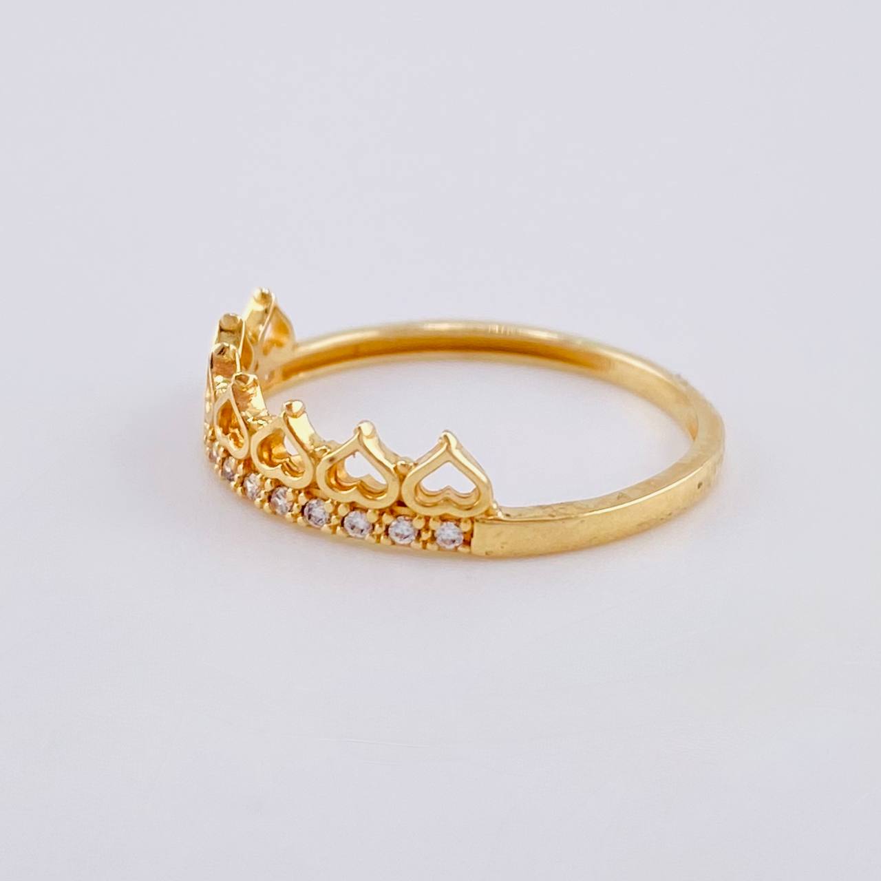 Anillo Corona Corazones 1.35 g / T6 Oro Amarillo 18K