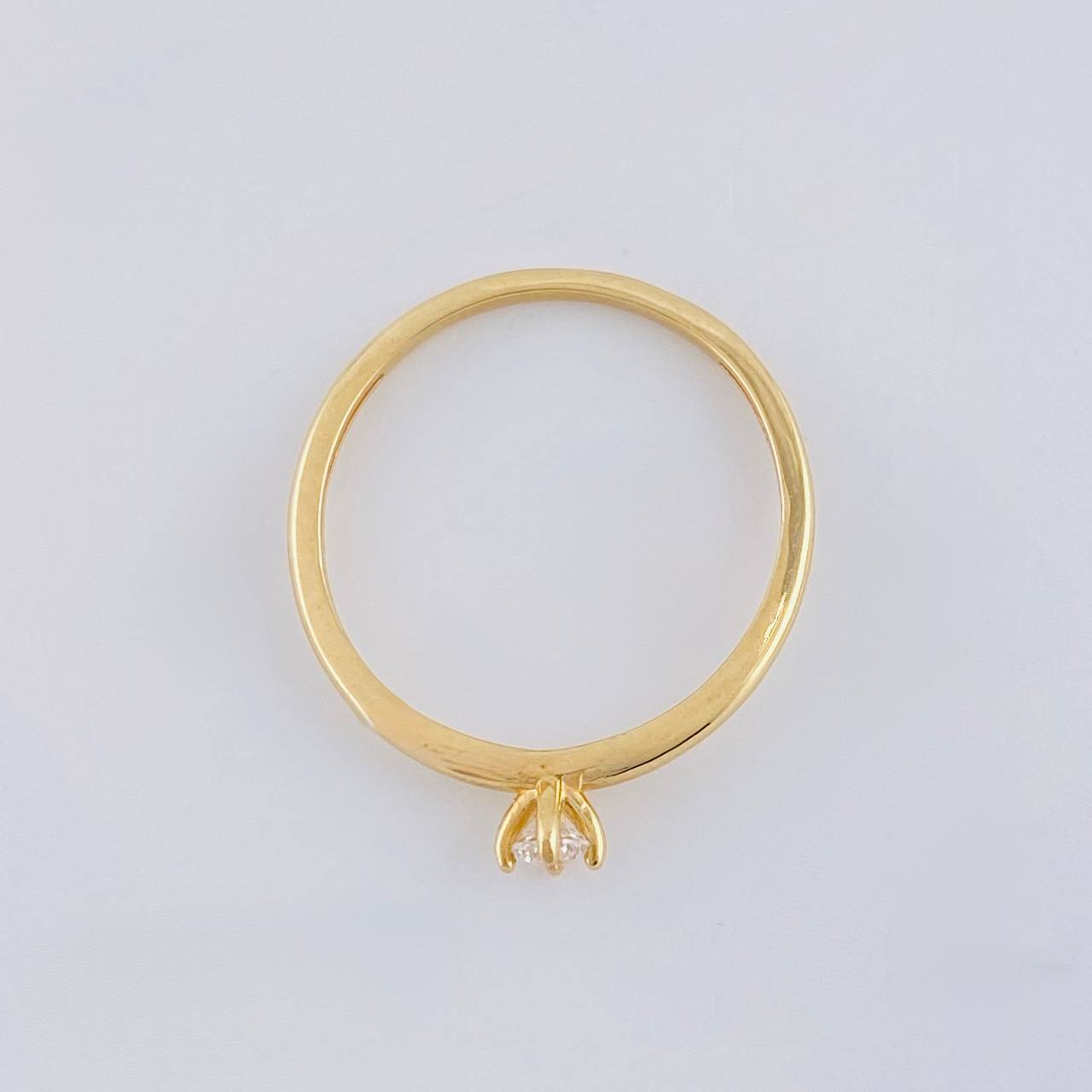 Anillo Solitario Liso 1.55 g / T7 1/2 Oro Amarillo 18K