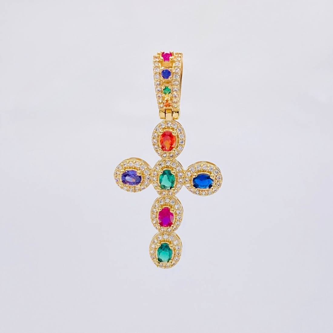 Dije Cruz Ovalo Tupida 5.75 g / 4.2 cm Oro Amarillo 18K